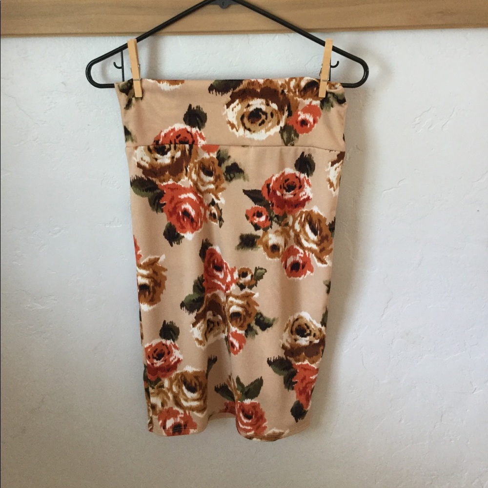 LulaRoe Cassie Skirt